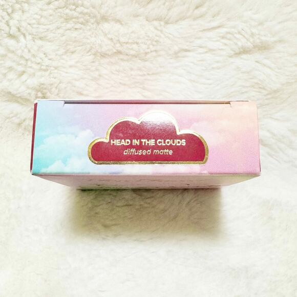 TOO FACED Cloud Crush Blurring Blush in Head in the Clouds Full Size - Picture 4 of 4